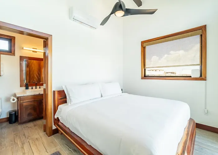 Villa Sea Zen And Mistico Club Boat Shuttle San Pedro (Ambergris Caye)